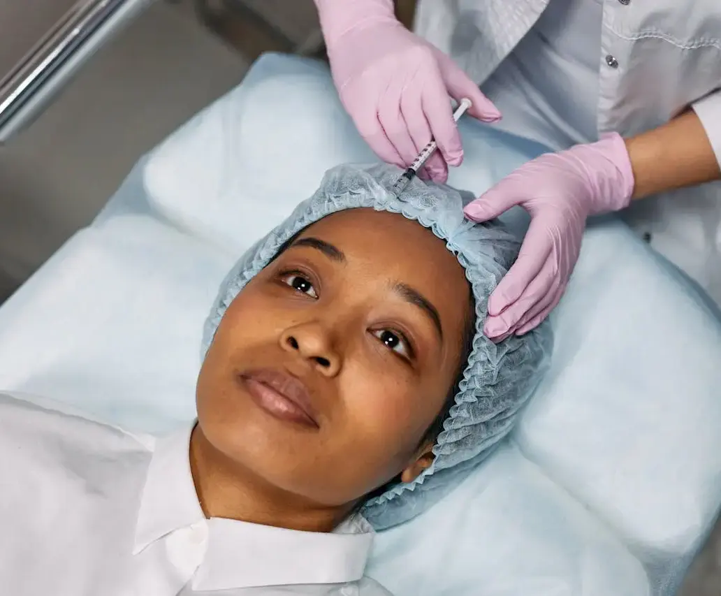 Voorbereiding van een cosmetische gezichtsbehandeling